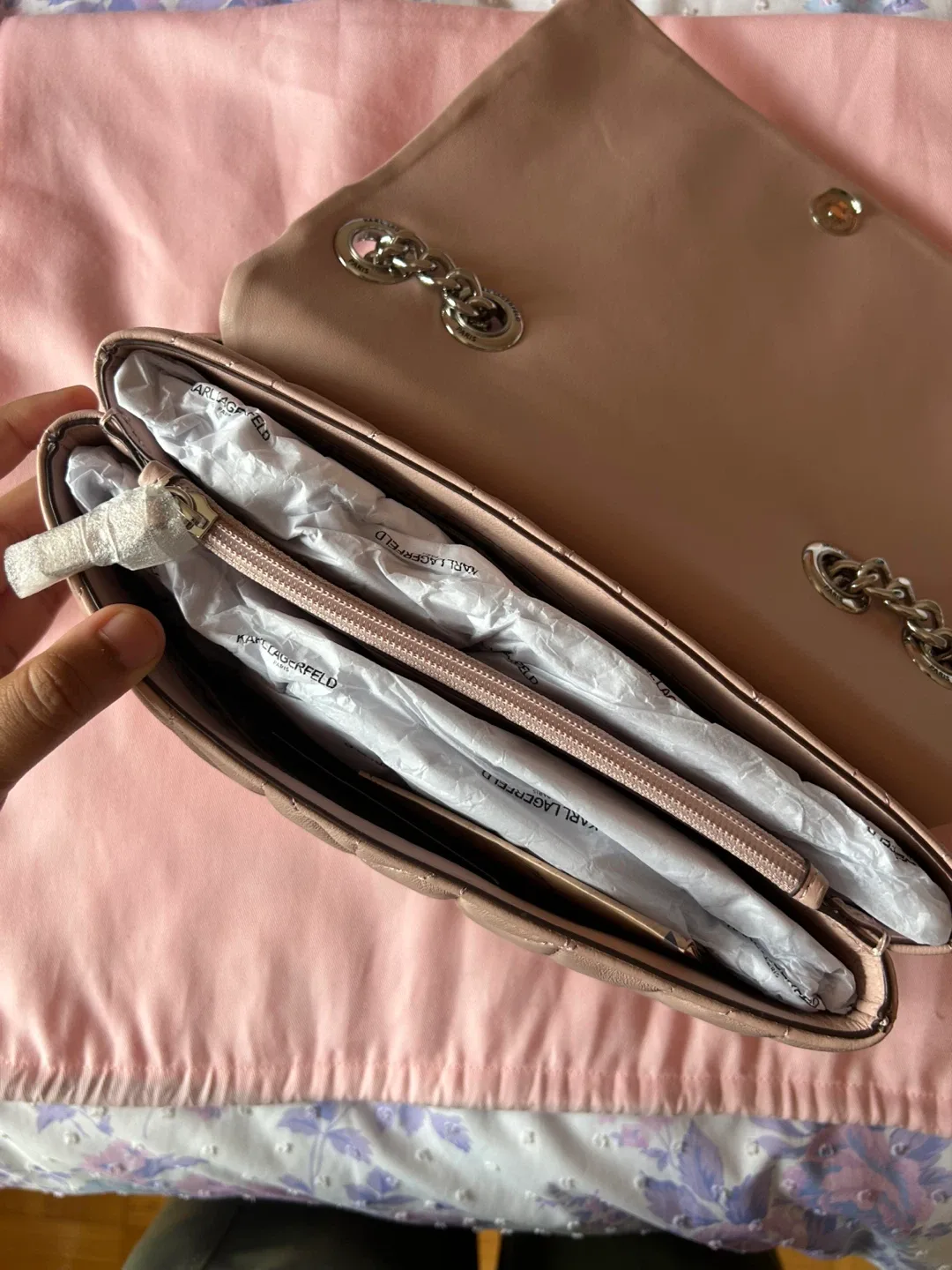 Karl Lagerfeld Lafayette Quilted Leather Shoulder Bag - New image indicator(4)