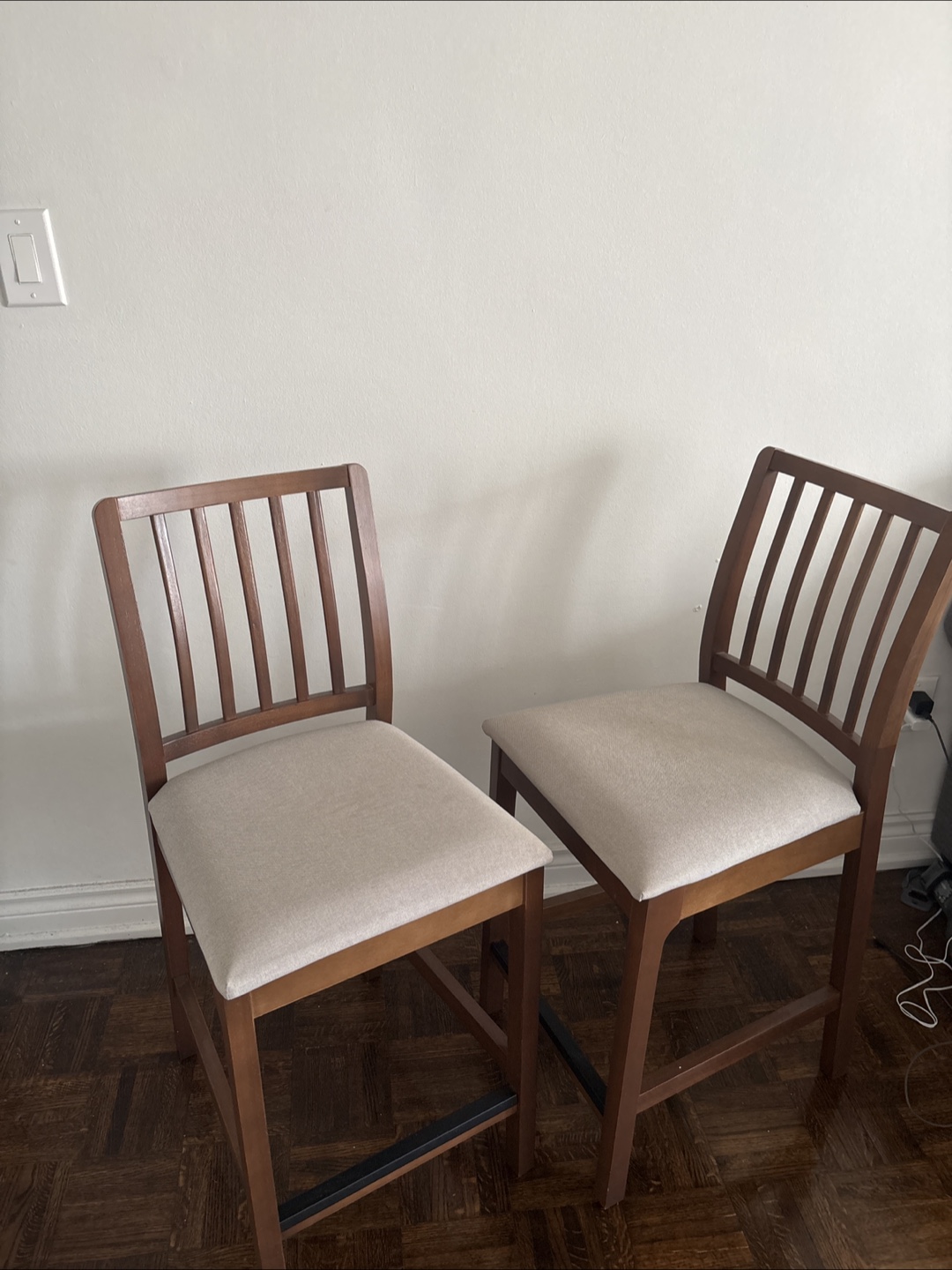 Set of 2 Wooden Bar Stools - photo 2