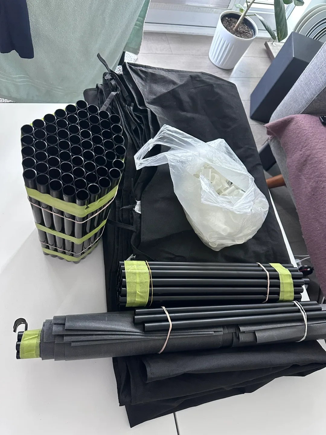 Portable Closet Wardrobe - with cover image indicator(2)