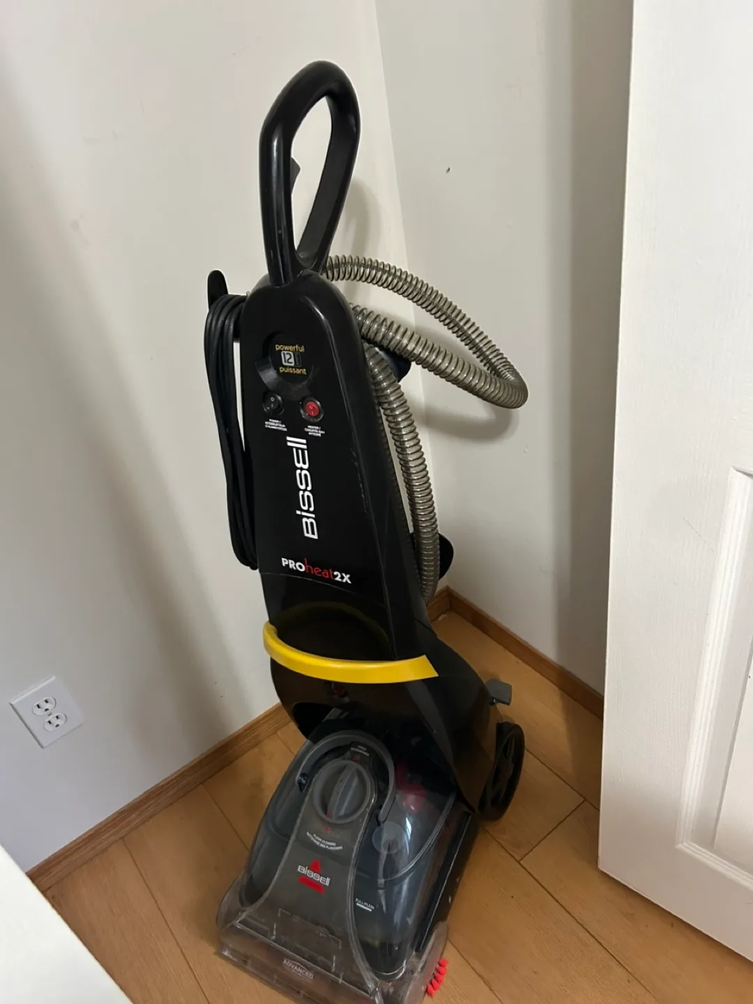 Bissel proheat 2x carpet shampooer image indicator(4)