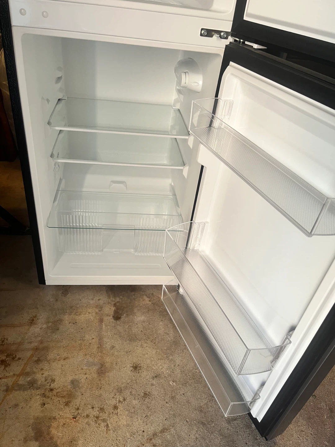 Black and Silver Refrigerator - photo 3
