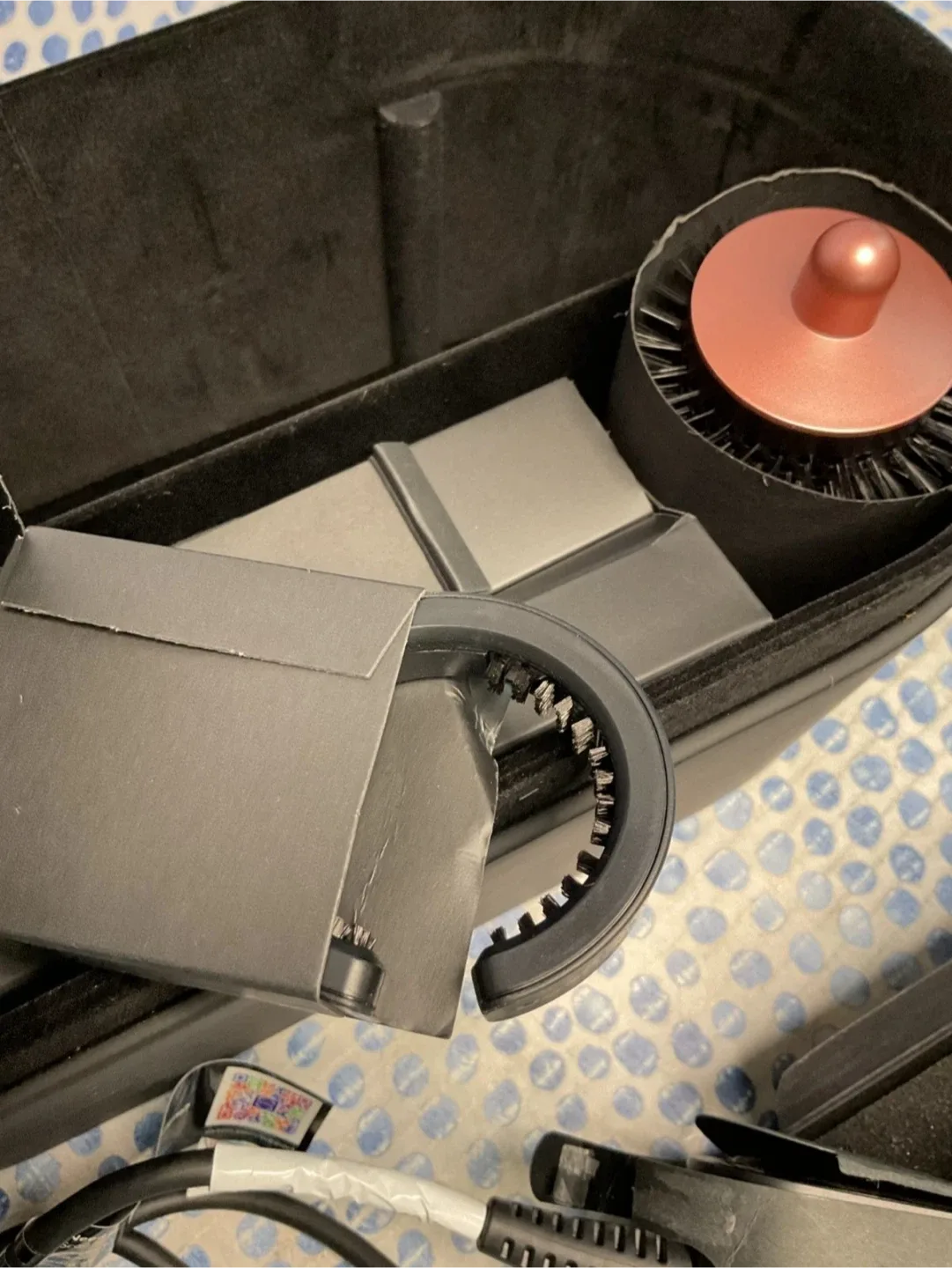 Dyson Airwrap i.d. straight+wavy Multi-styler image indicator(9)