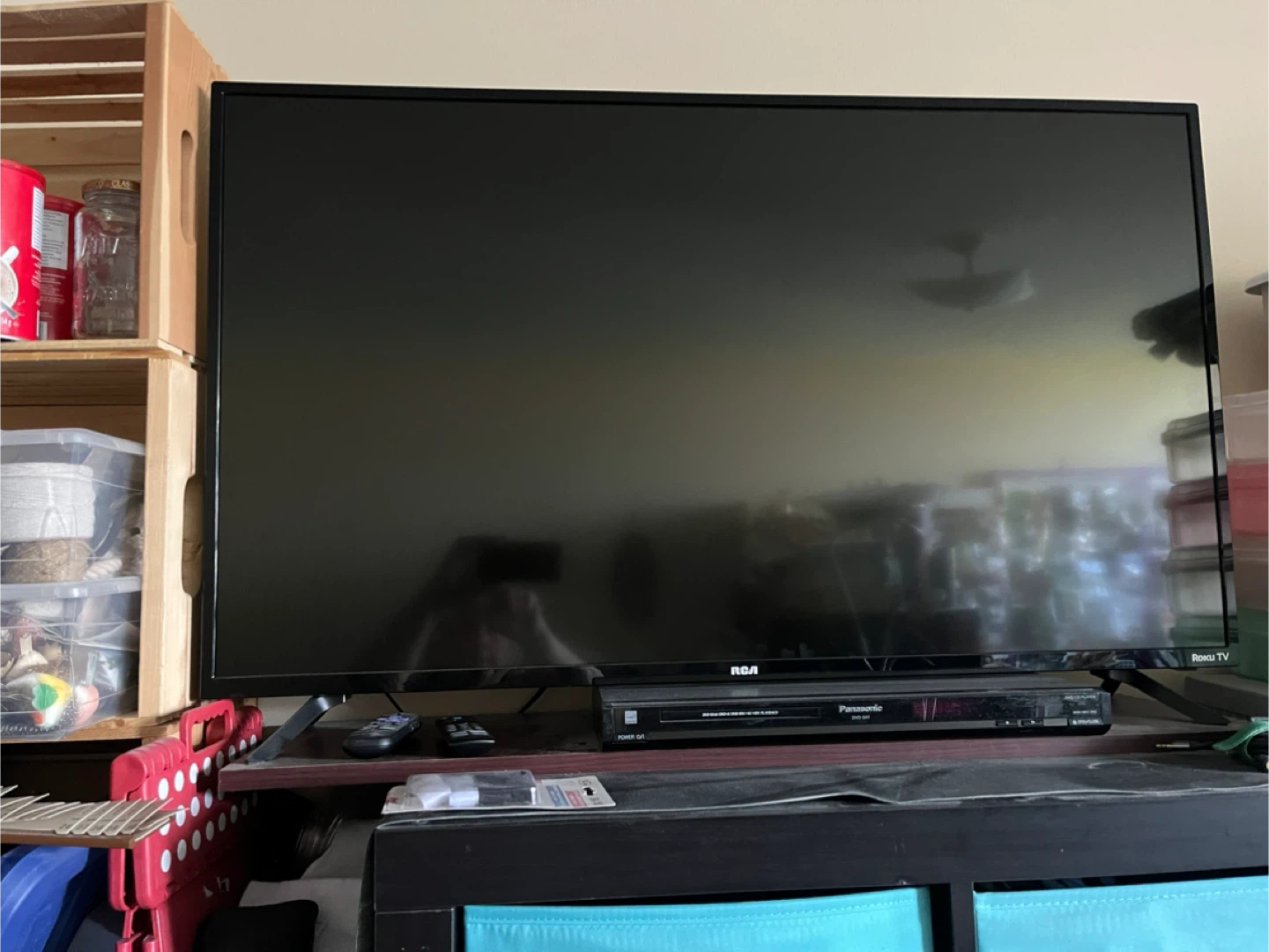 RCA Roku TV - photo 5
