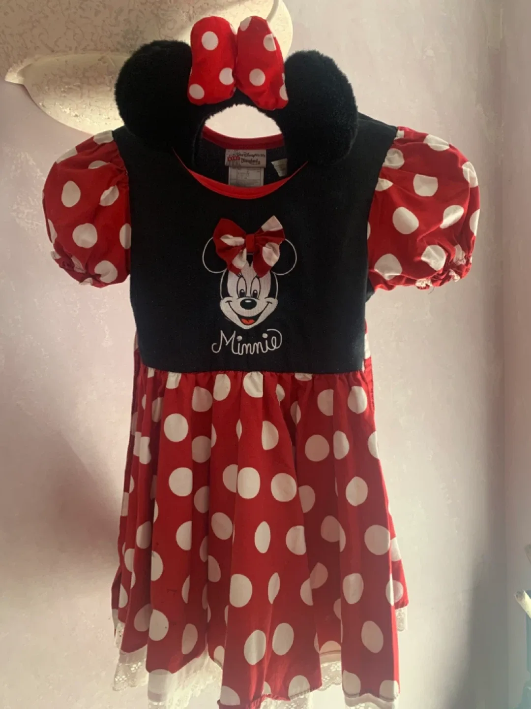 Child’s Minnie Mouse Costume thumbnail