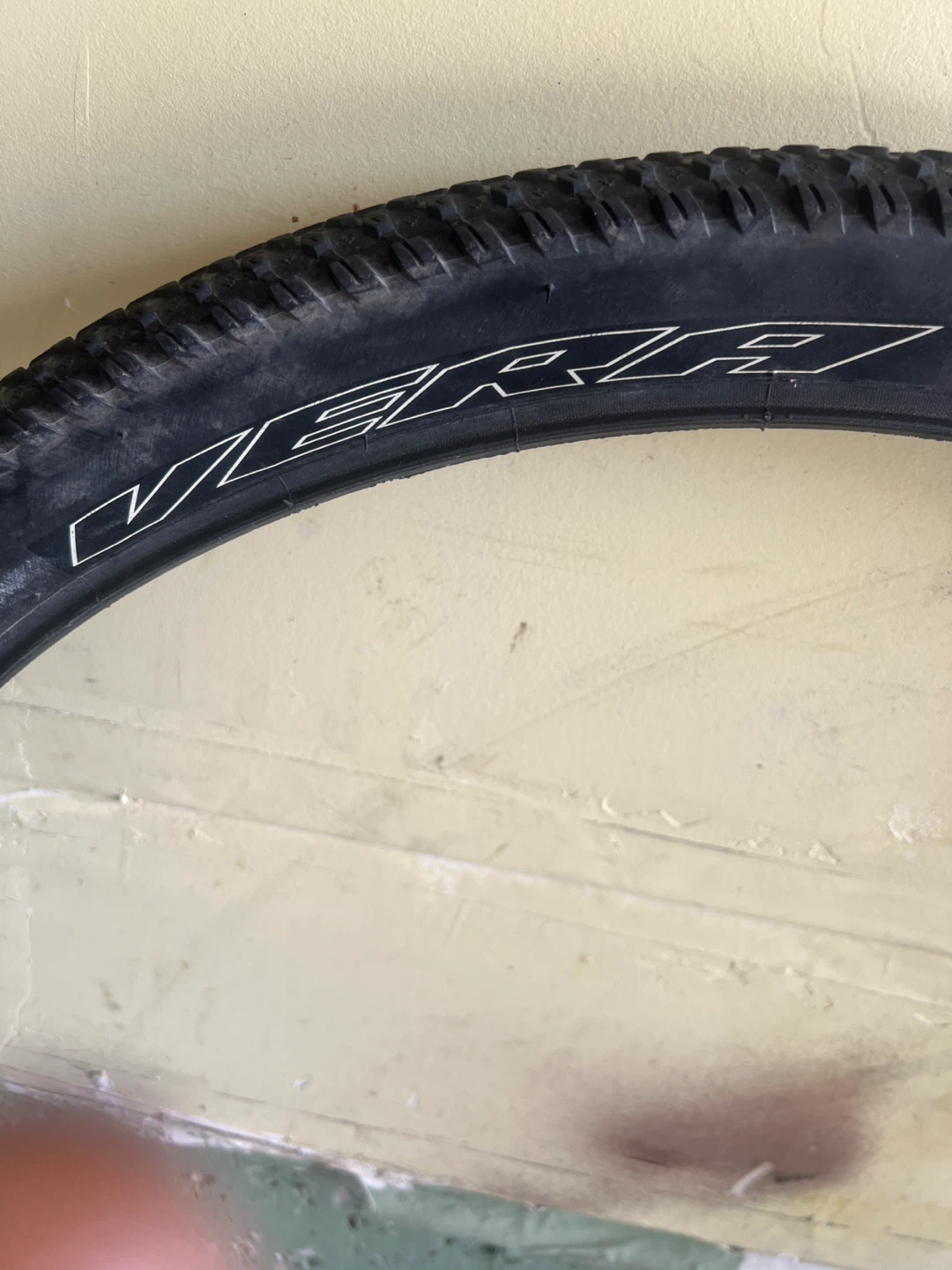 Vera Edesa 27.5x2.2 Bike Tire - photo 2