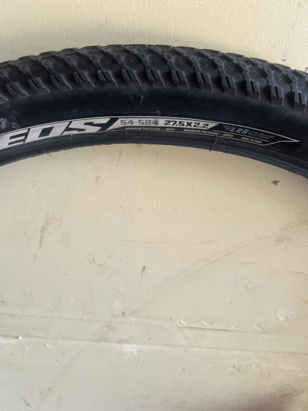Vera Edesa 27.5x2.2 Bike Tire - photo 3