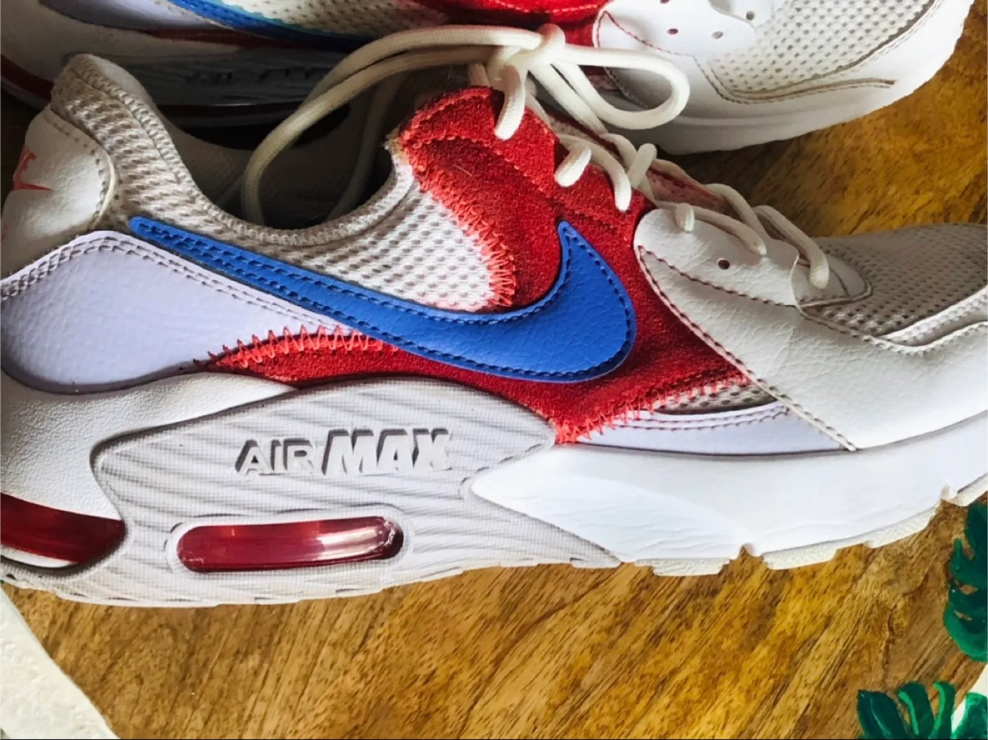 🥕Ladies Nike Air Max - Size 8 image indicator(2)