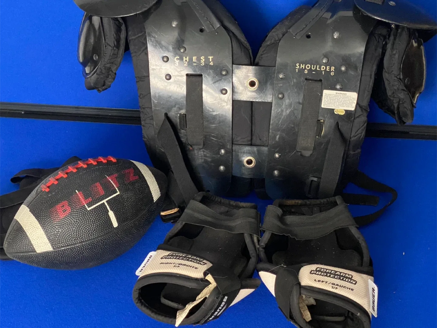 Pro customs series GTA Youth or Adult Football Padding bundle. image indicator(5)