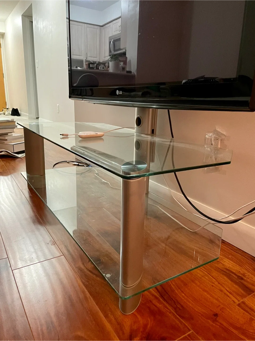 (Set) Google Chromecast with LG TV HD + Glass TV stand Like New! image indicator(8)