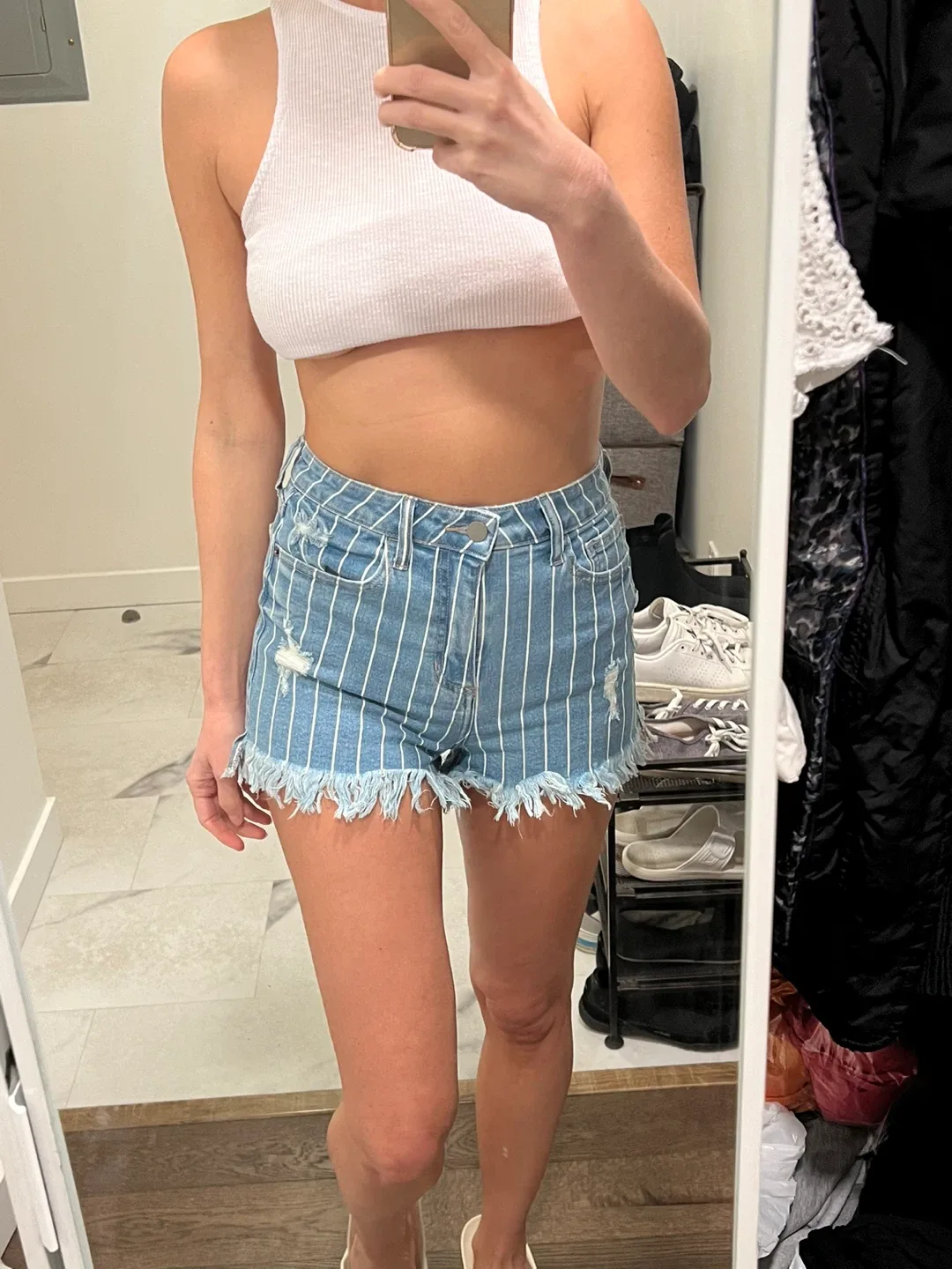 3$ jeans shorts leggings clothing bundle image indicator(3)