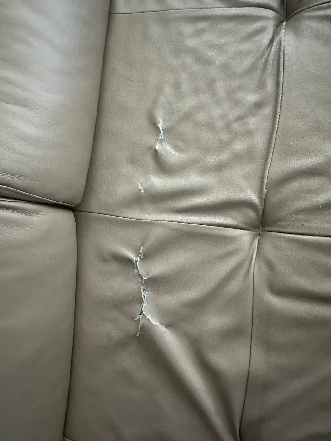 Leather Sofa with Ottoman - Beige image indicator(5)