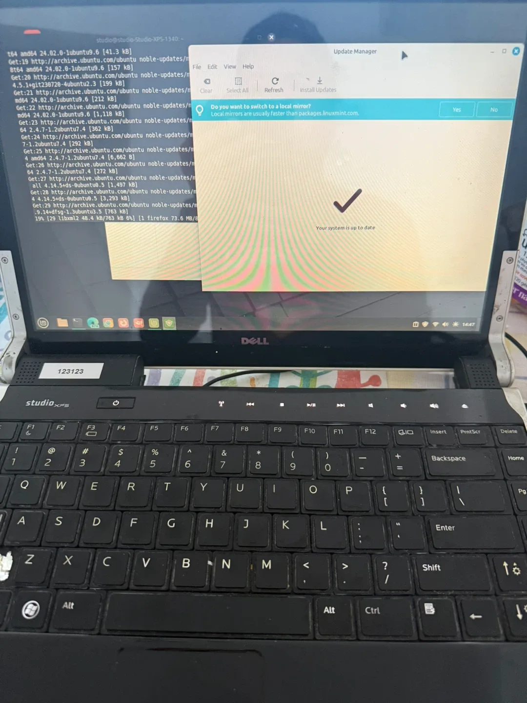 Dell Studio XPS Laptop image indicator(3)