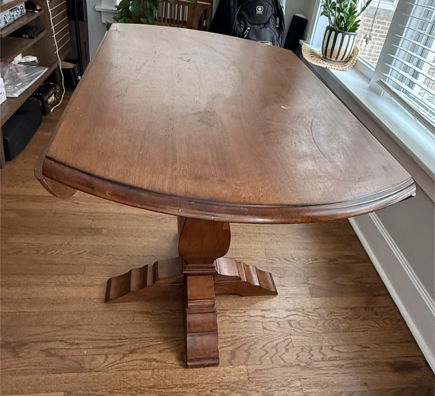 Round Wooden Dining Table - photo 5