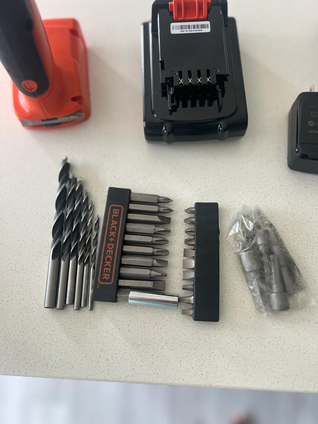 Black + Decker 20V Cordless Drill Driver with Accessories - photo 4