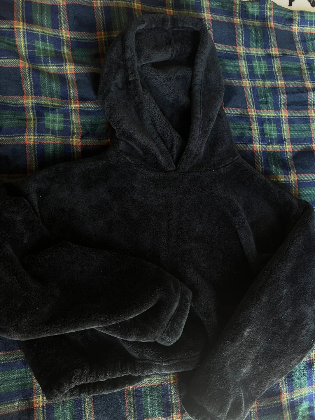 Forever 21 Burgundy Rose Hoodie image indicator(2)