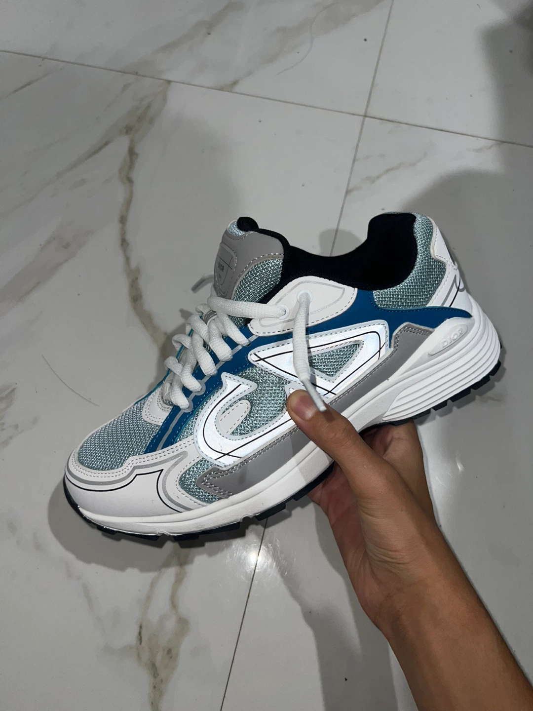 B30 blue size 8