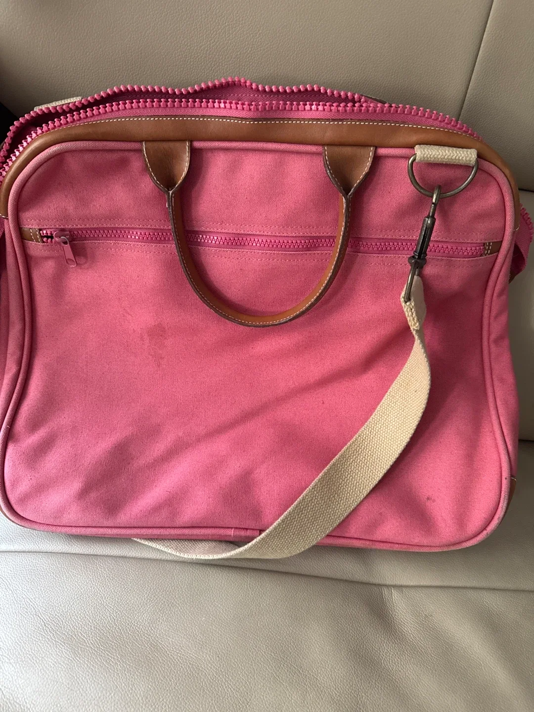 Vintage Giordano Classics Club Pink Canvas Bag image indicator(2)