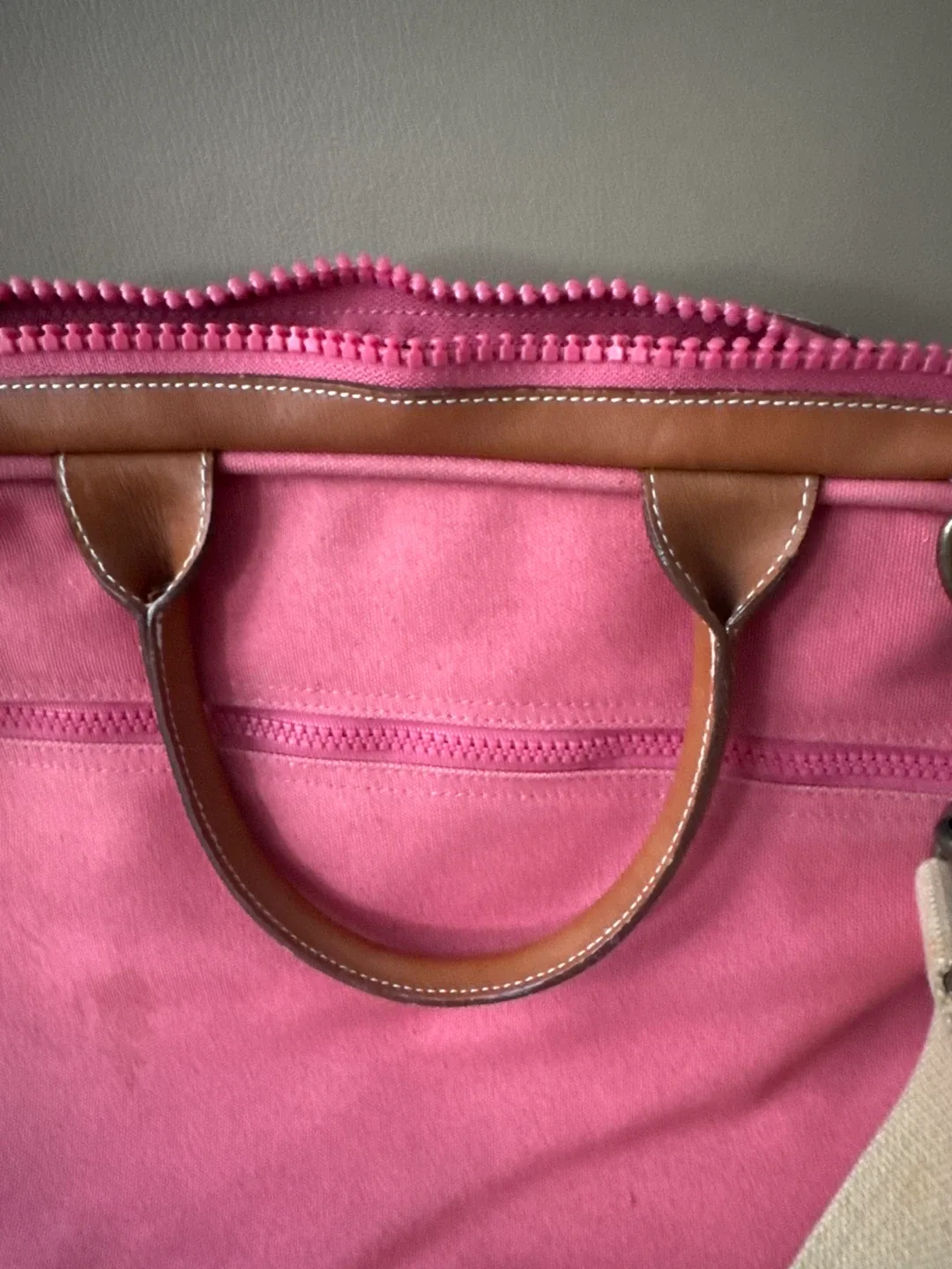 Vintage Giordano Classics Club Pink Canvas Bag image indicator(6)
