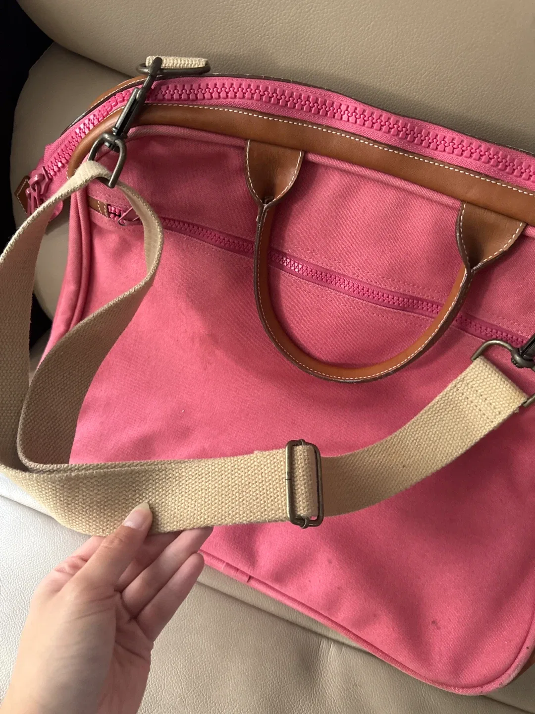 Vintage Giordano Classics Club Pink Canvas Bag image indicator(9)