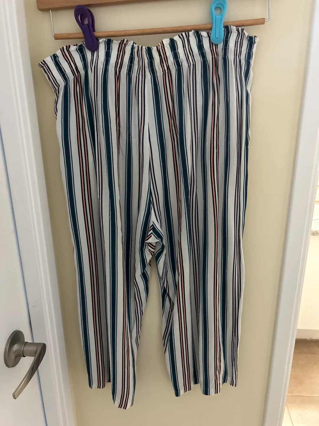 Striped Women's Pants image indicator(2)