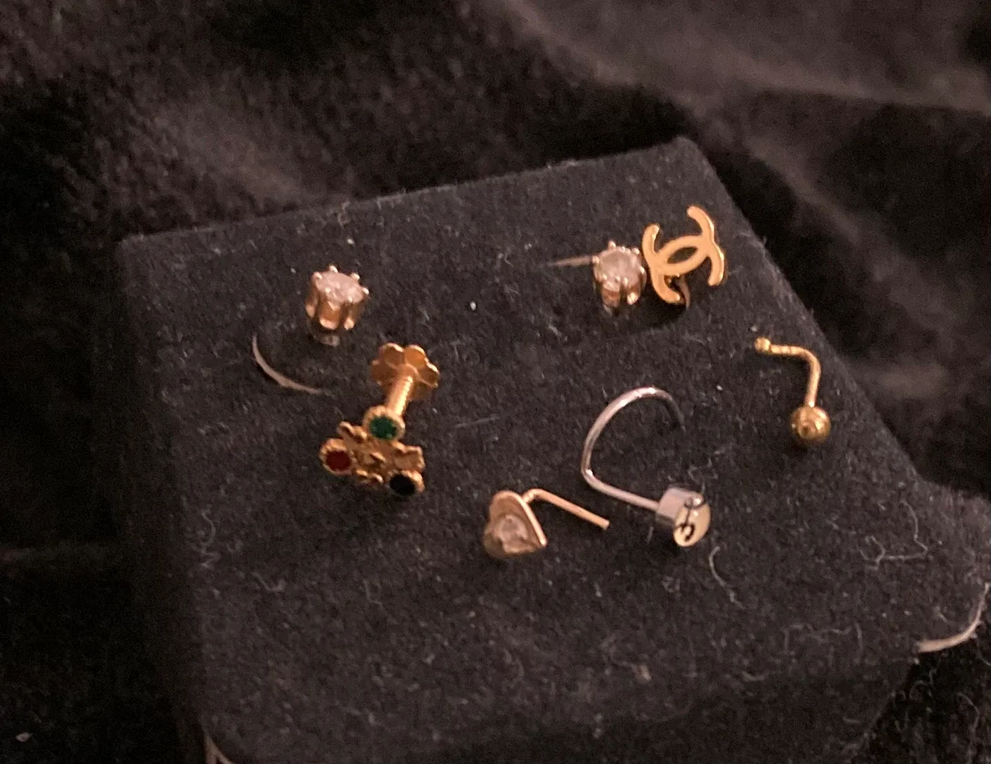 Gold Nose ring image indicator(3)