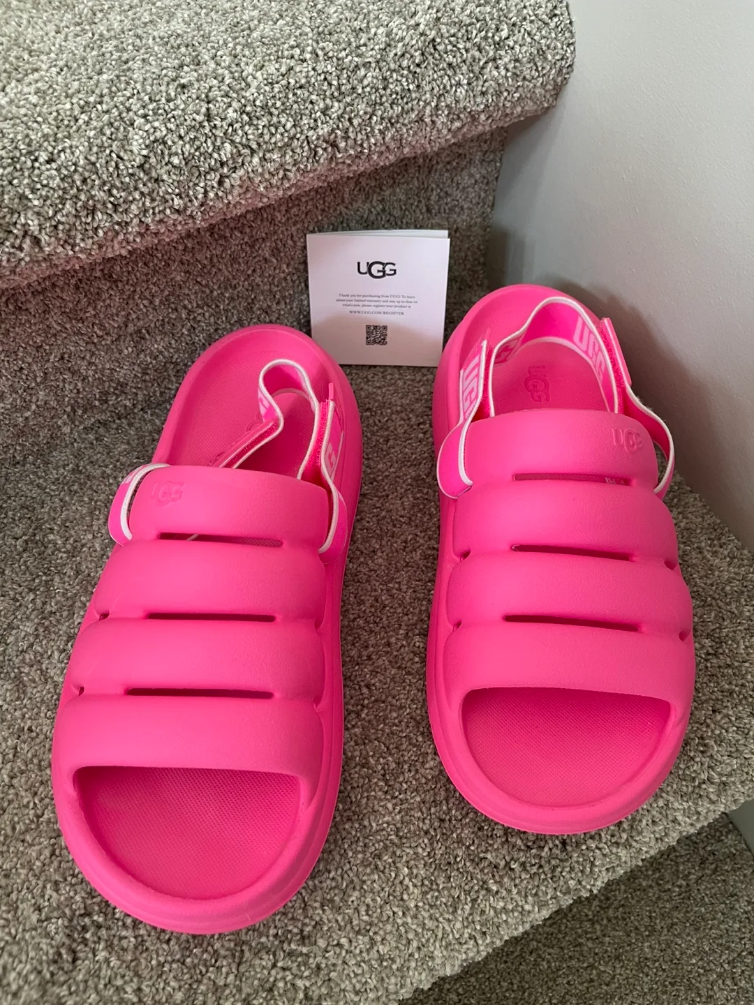 FREE GIFT+*REDUCED FAMOUS UGG Pink “FLUFF YEAH SLIDES” Size 10 image indicator(6)