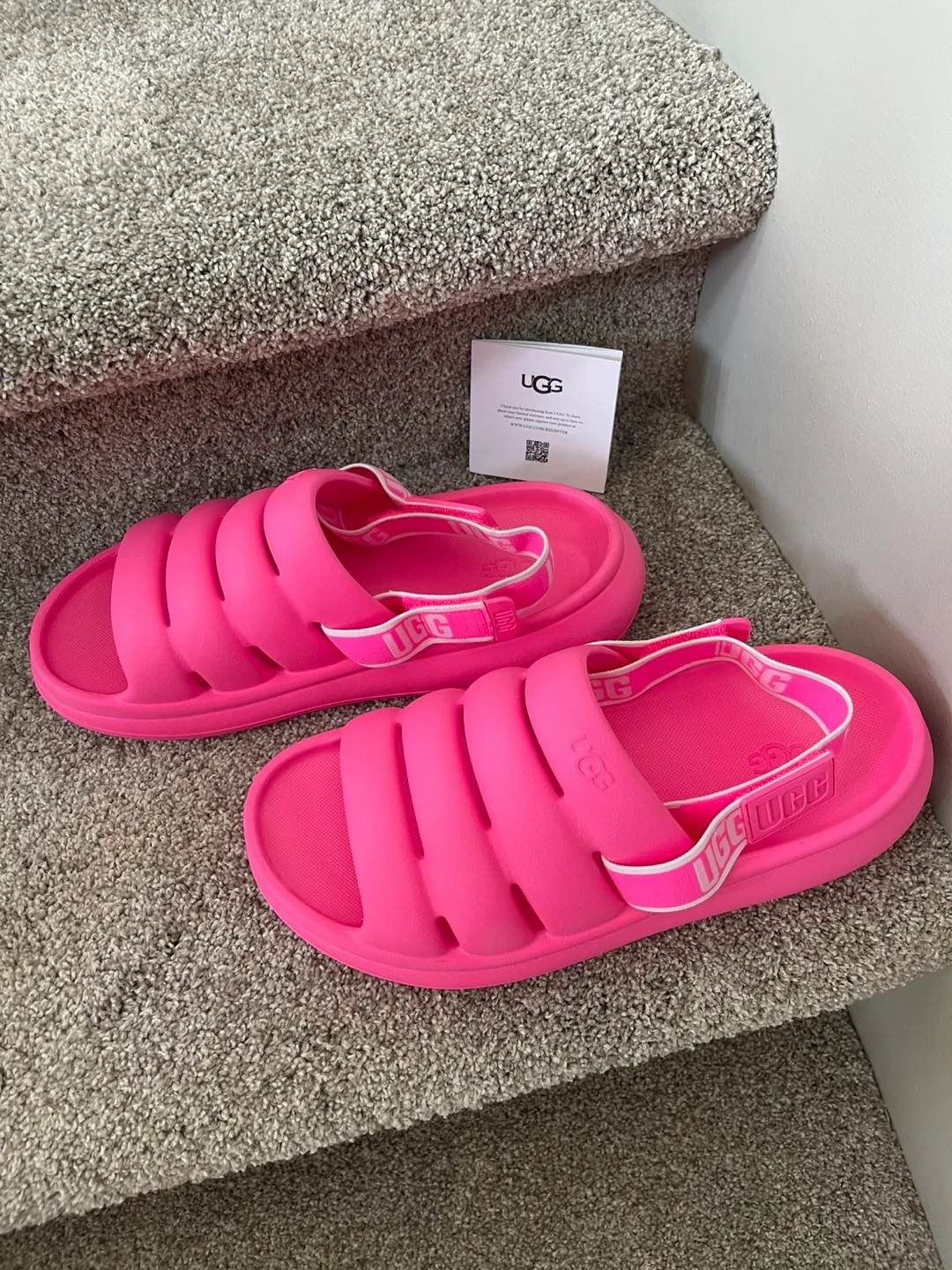 FREE GIFT+*REDUCED FAMOUS UGG Pink “FLUFF YEAH SLIDES” Size 10 image indicator(5)