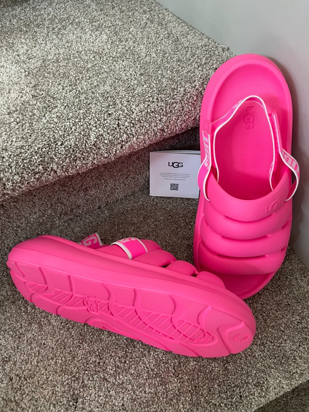 FREE GIFT+*REDUCED FAMOUS UGG Pink “FLUFF YEAH SLIDES” Size 10 image indicator(7)