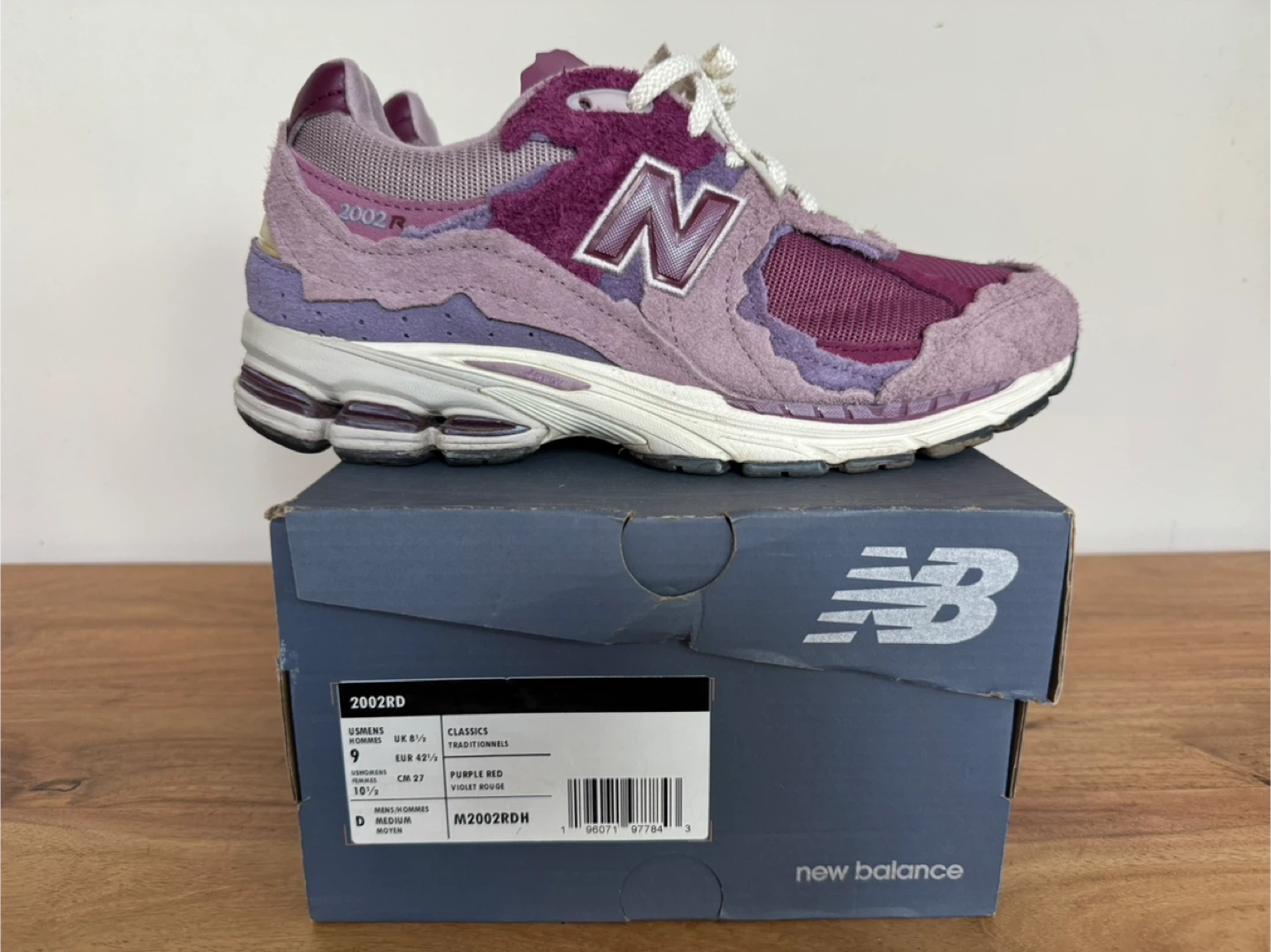 Used New Balance 2002R Sz 9