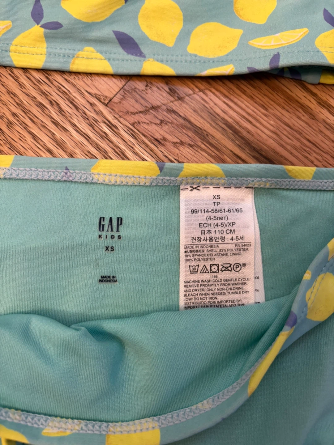 Gap Kids XS Lemon Print Swimsuit - photo 2