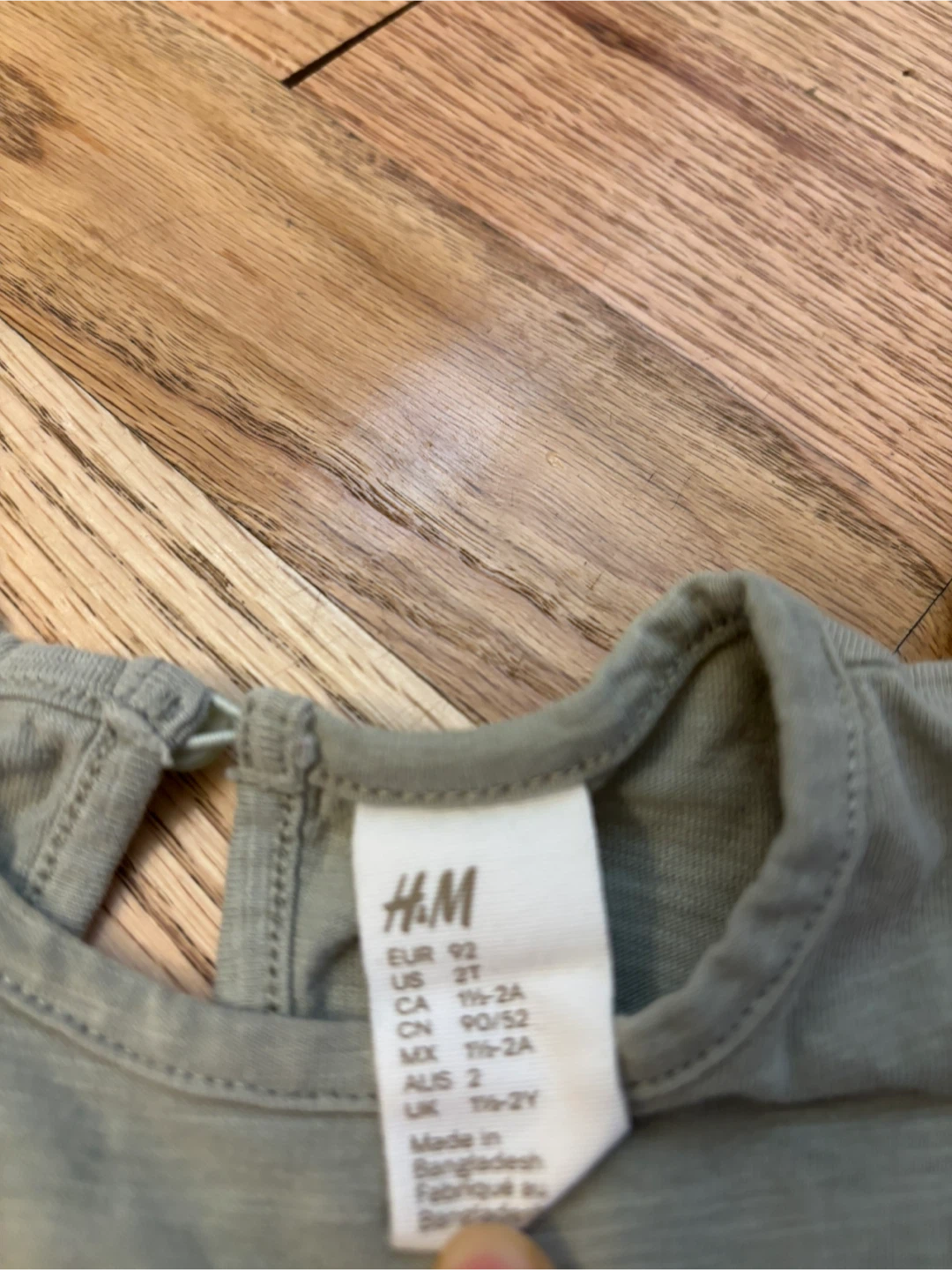 H&M Girl's Sleeveless Top, Size 1 1/2-2T - photo 2