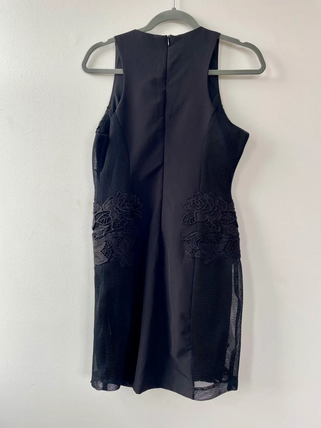 Black Dress image indicator(6)