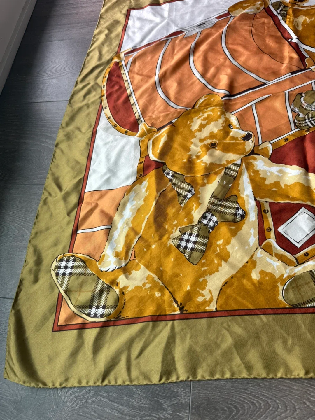 Burberry Vintage teddy bears silk scarf image indicator(9)