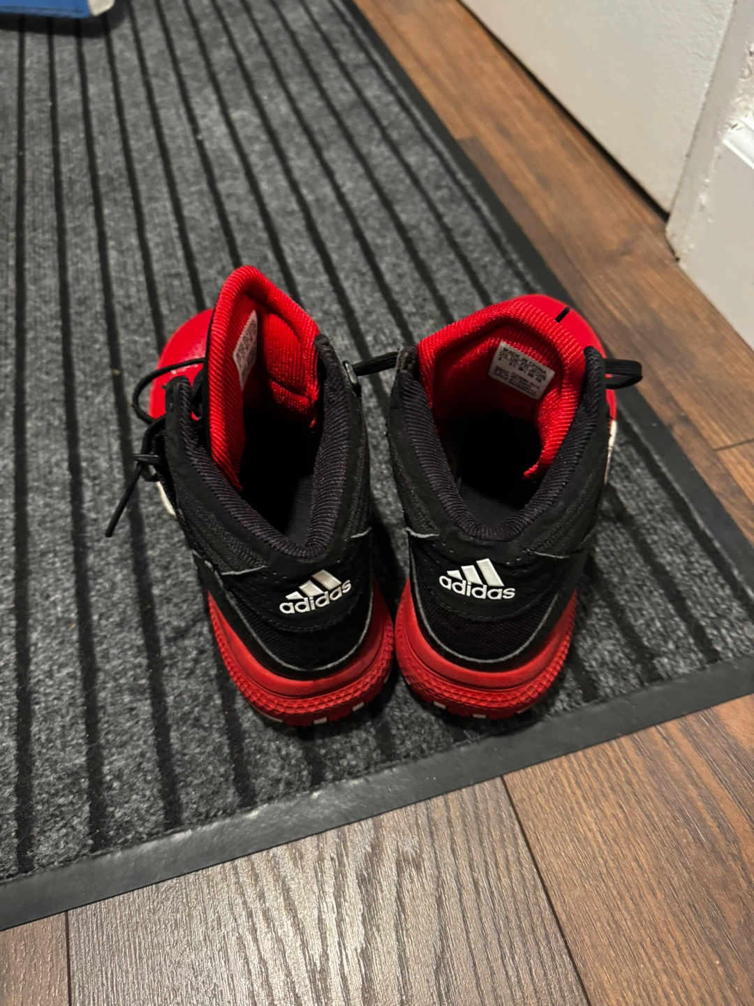 Adidas Derrick Rose 773 Basketball Shoes, US 6 - photo 2