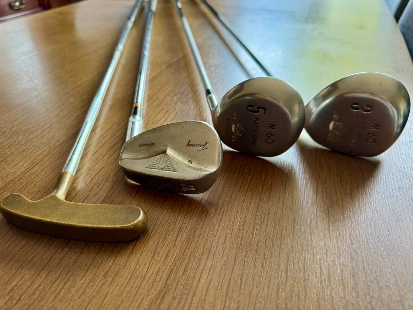 Mixed Golf Clubs image indicator(3)