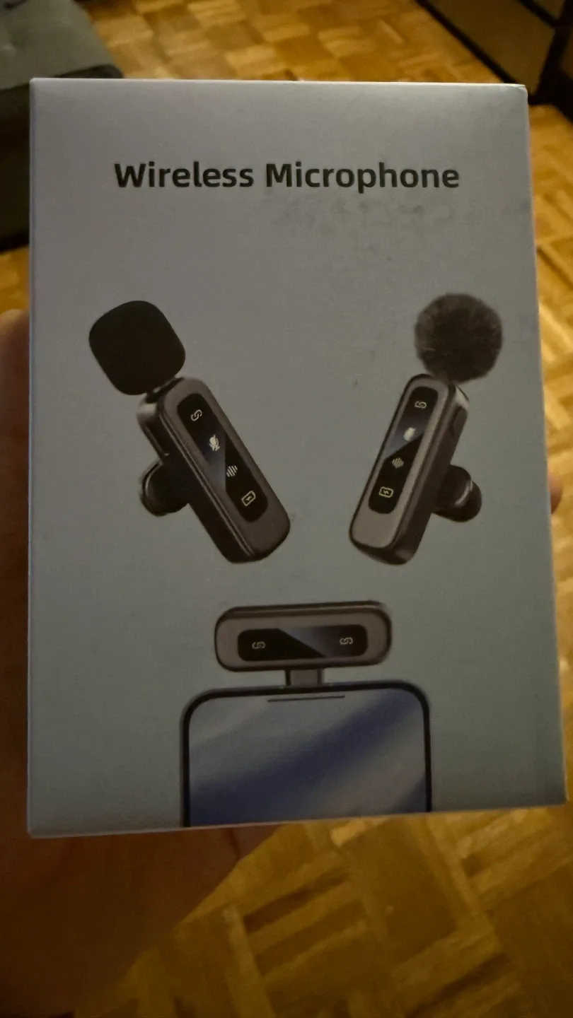 Wireless Microphone - New in Box! thumbnail