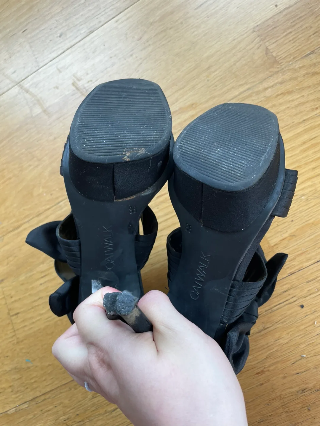 Black Bow Heels image indicator(4)