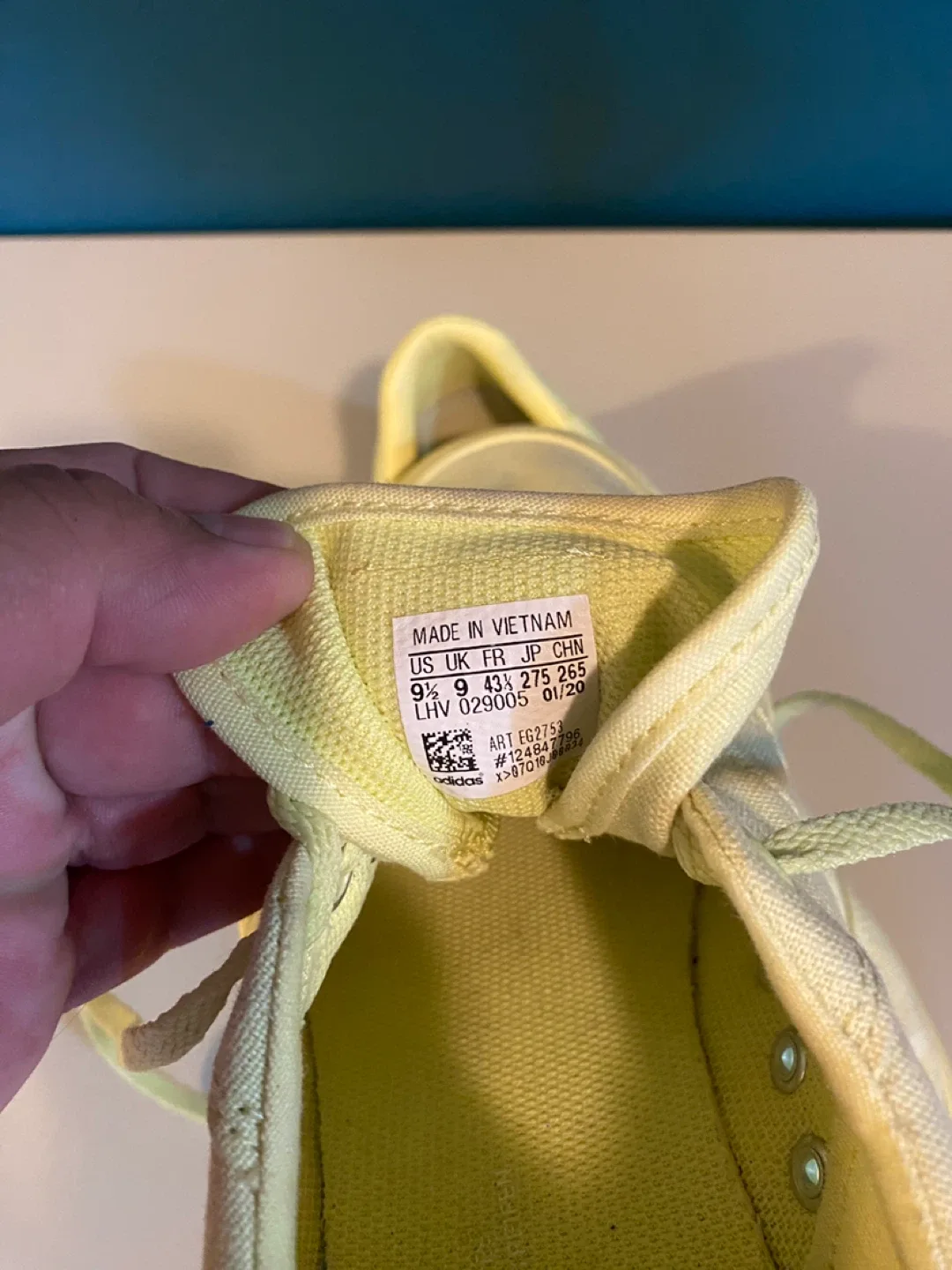 Adidas ART EG2753 Shoes - Men’s Size 9.5 image indicator(3)