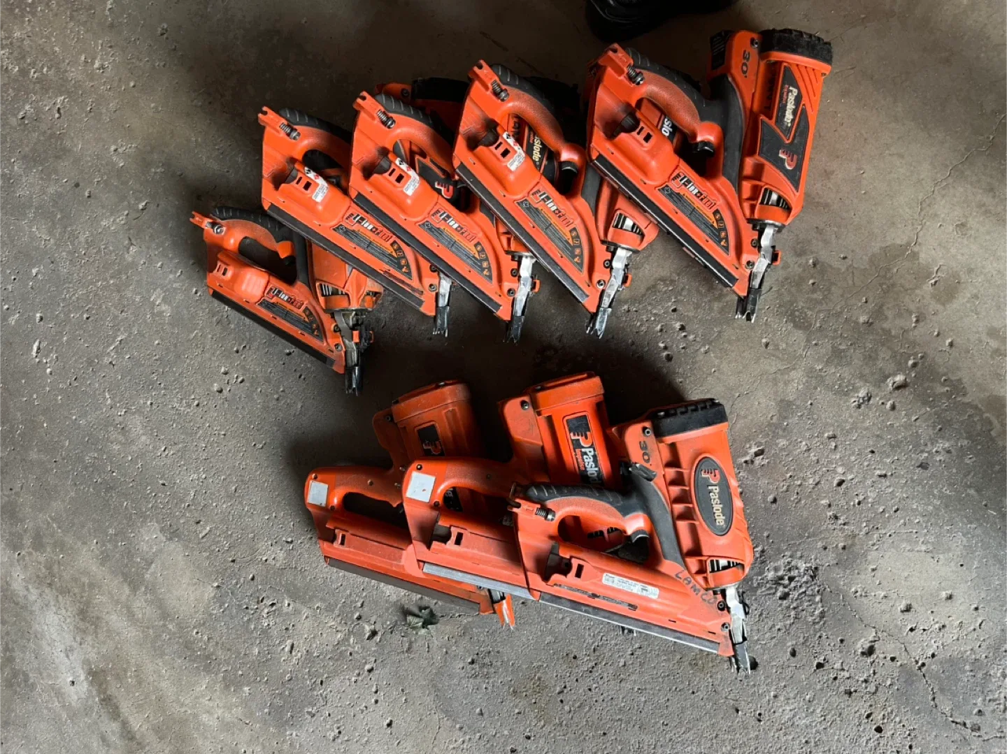 Paslode Impulse 30 Degree Cordless Tools Nailer image indicator(2)