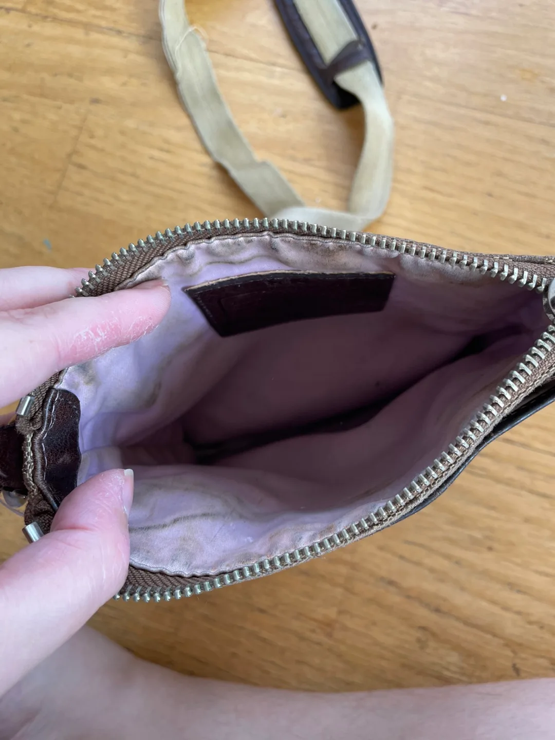 Coach Satchel image indicator(5)