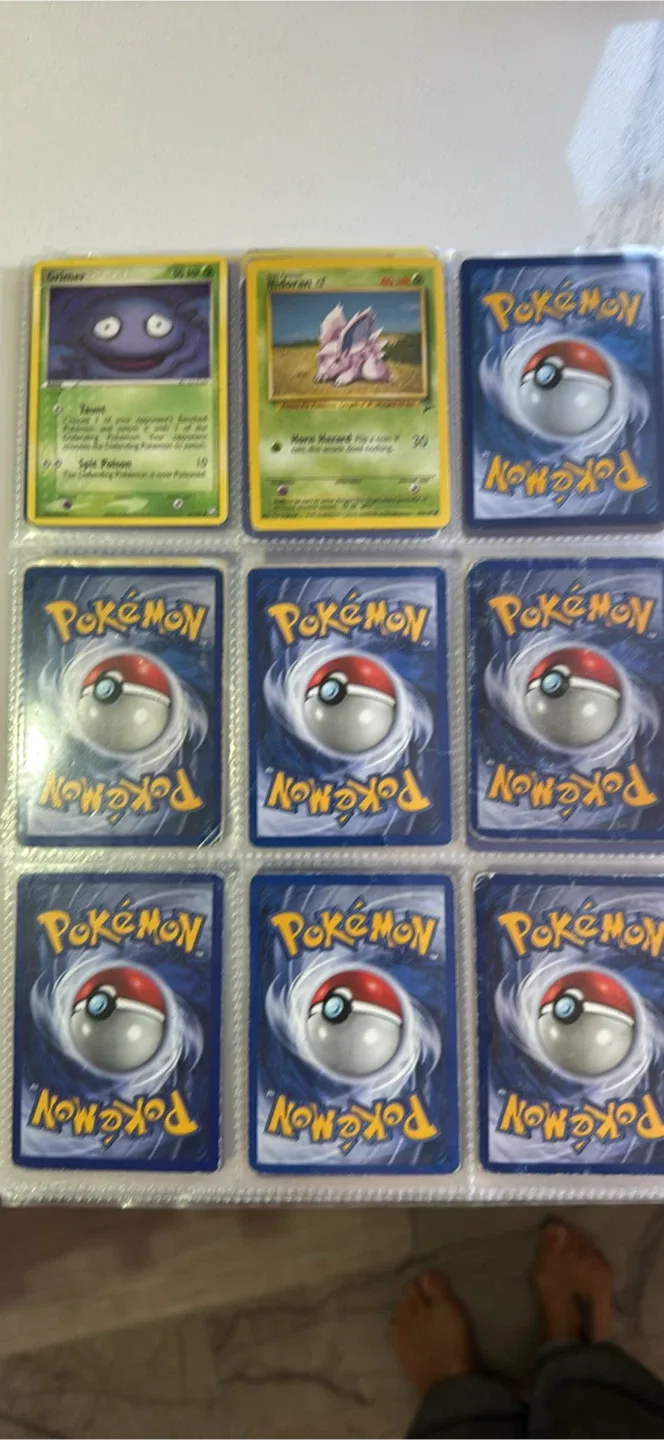Pokemon Trading Cards Lot image indicator(3)