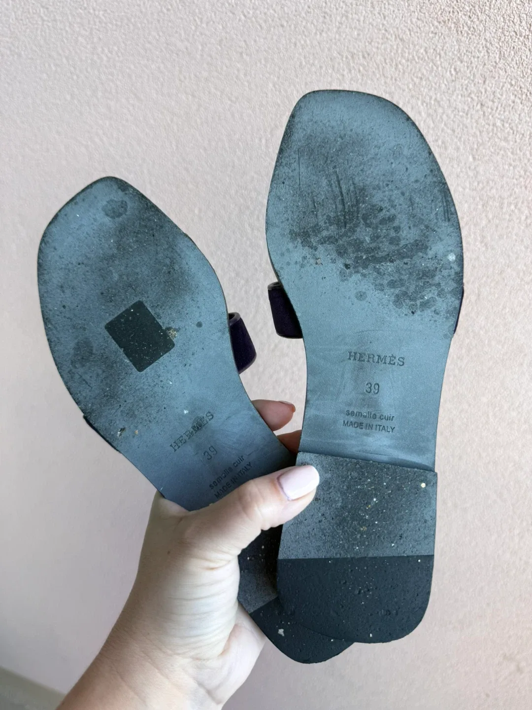 Hermès Sandals Size 39 image indicator(3)