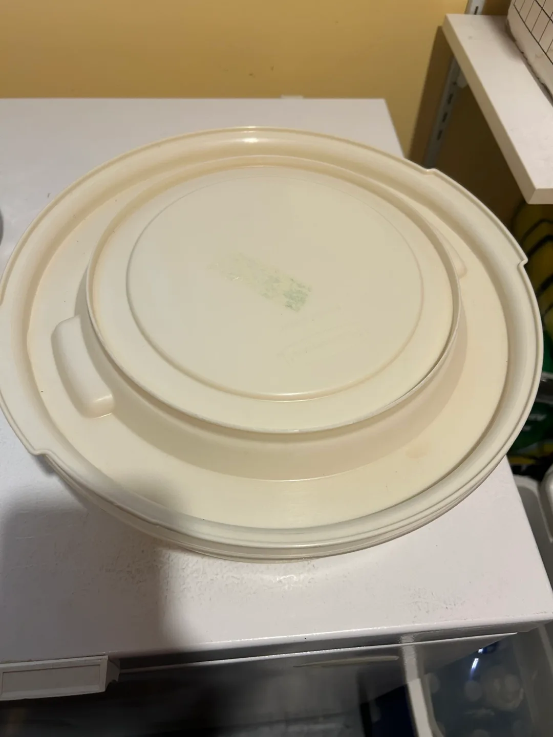 Rubbermaid Pie Saver Table-O-Frigo 🥕 image indicator(3)