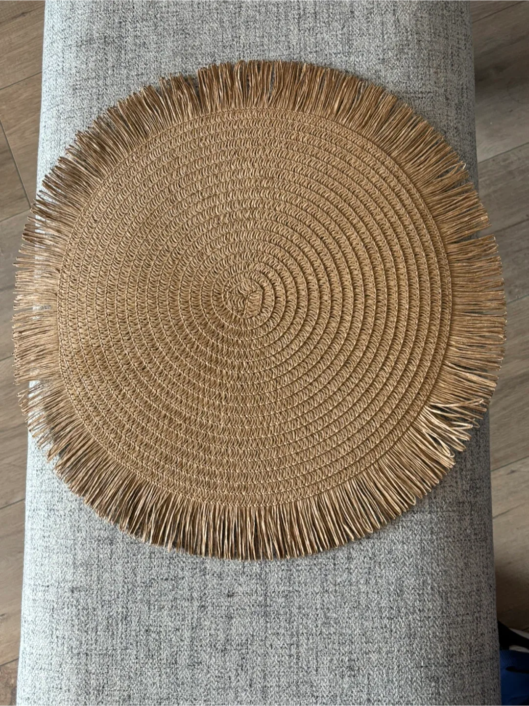 Round Woven Placemat thumbnail