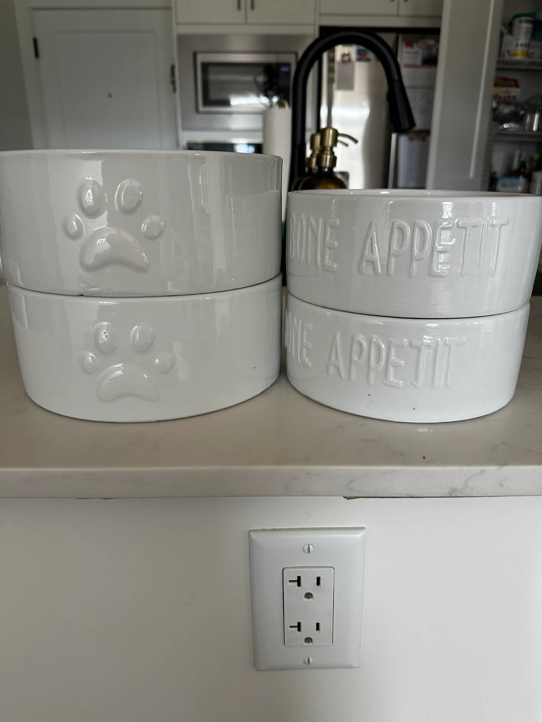 Set of 4 White Ceramic Pet Bowls