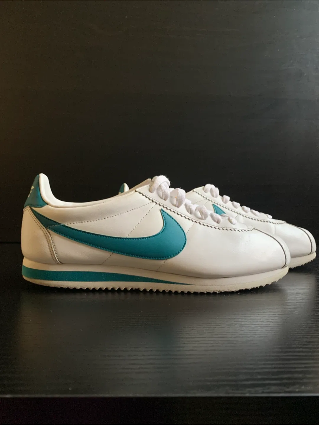 Nike Classic Cortez White & Teal Sneakers thumbnail
