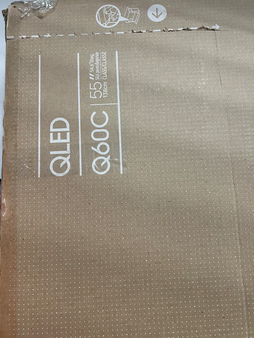 Samsung 55" QLED Q60C Smart TV + sound bar - Like New! - photo 2