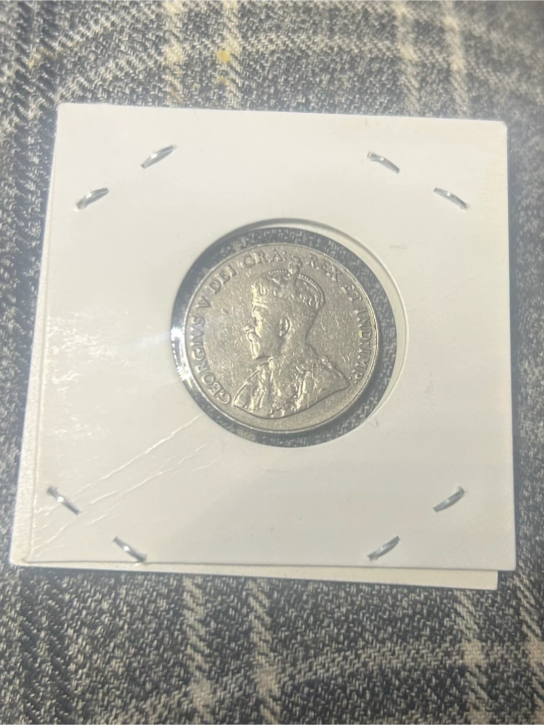 1932 Canadian Five Cent Coin - photo 2