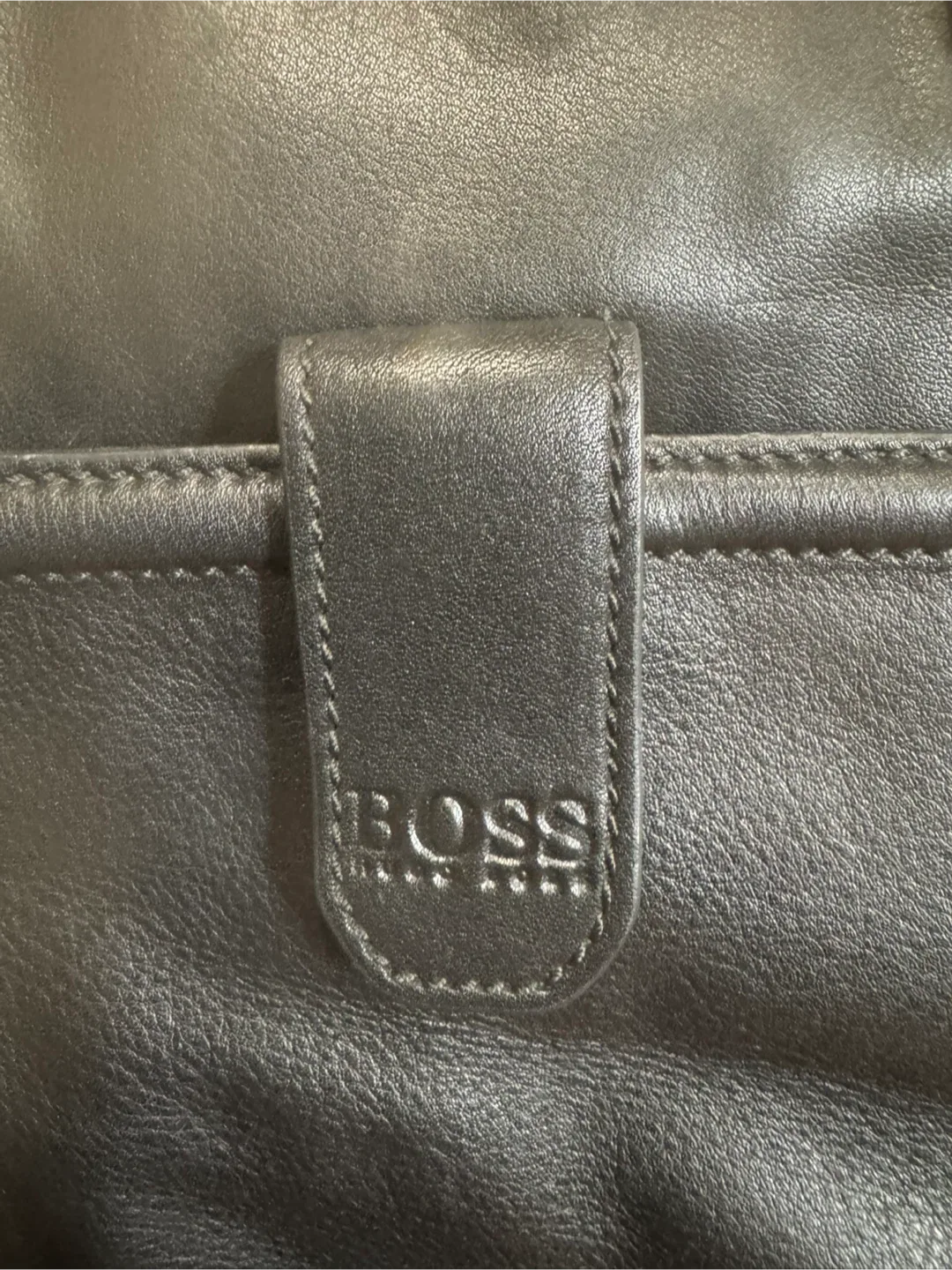 🥕Hugo Boss Black Leather Tote Bag image indicator(6)
