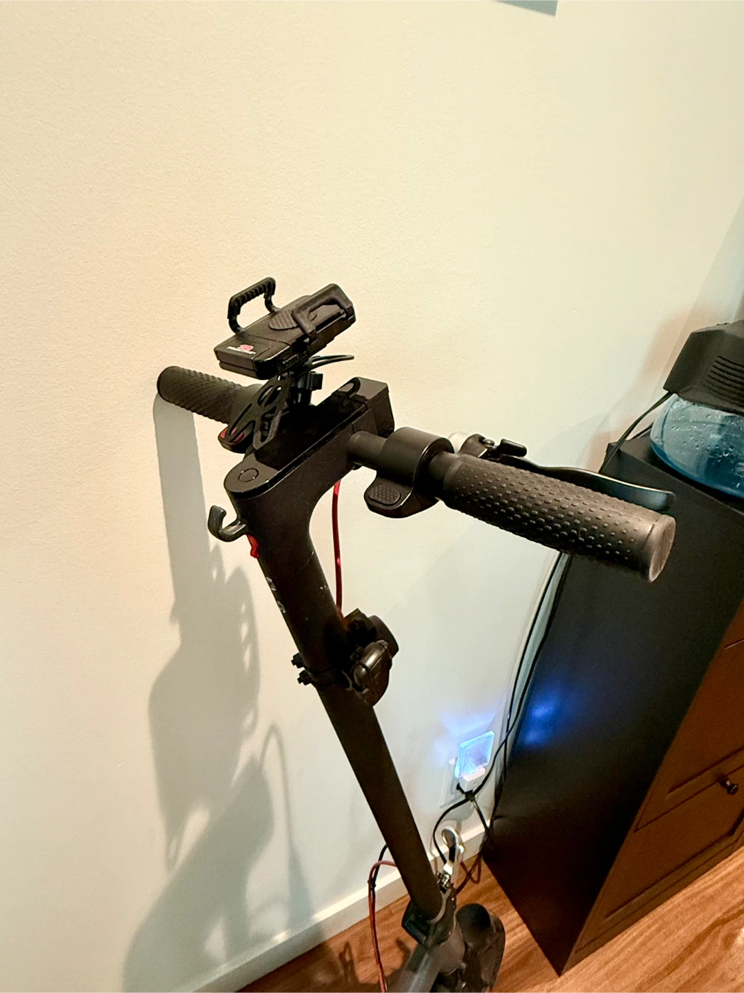Hiboy Electric Scooter - photo 2